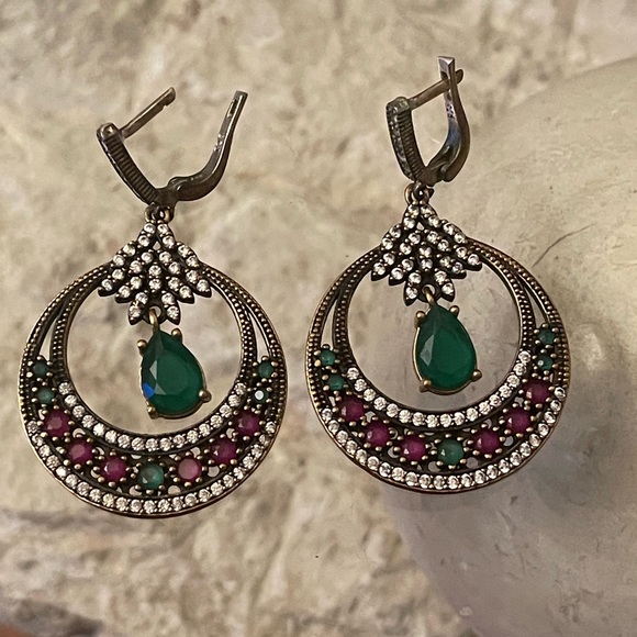 Silver dangling earrings with multiple stones 2,5” - Picture 2 of 5